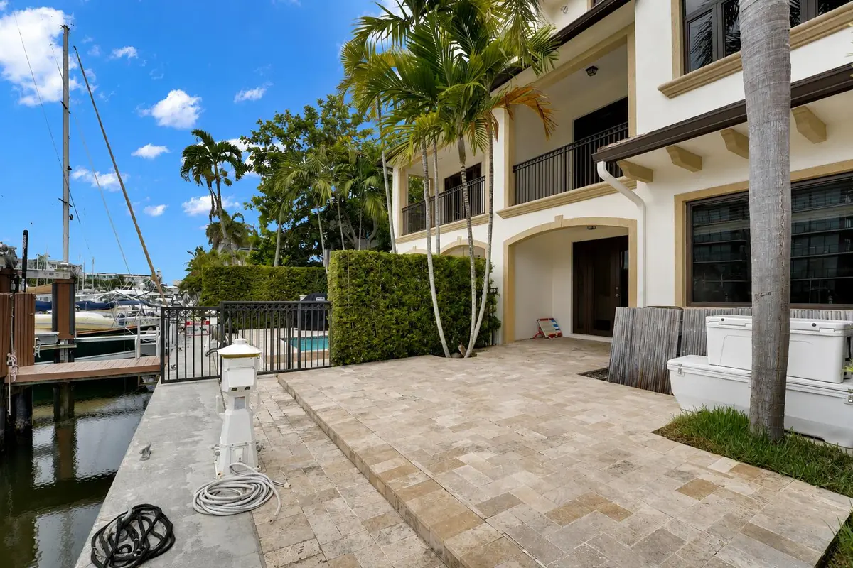 105 ISLE OF VENICE Drive 105, Fort Lauderdale, FL – photo 4
