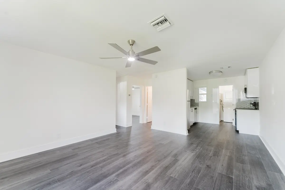 GTH (12 of 34) at 2772 NE 5th Avenue 2774 A, Boca Raton