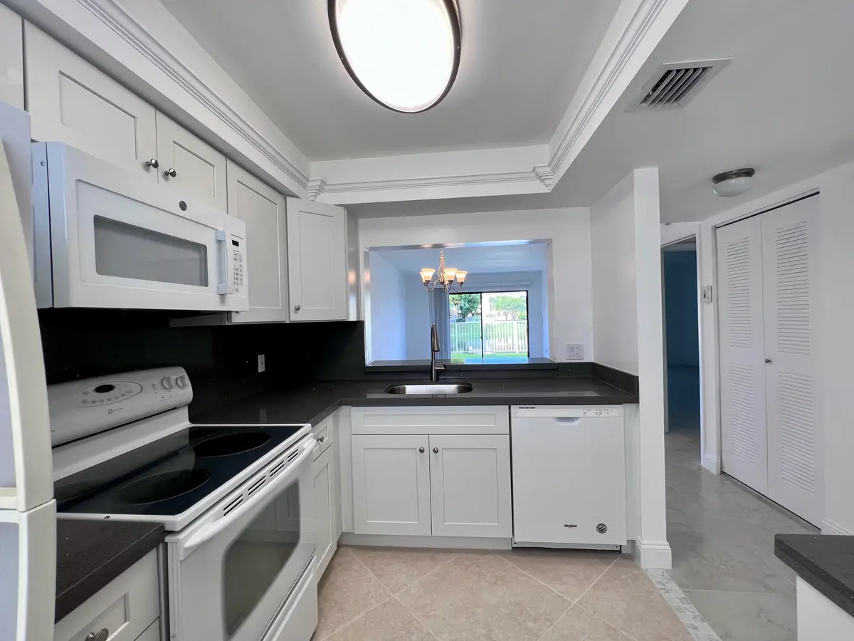 IMG_0895 at 5200 NW 31ST Avenue 42, Fort Lauderdale