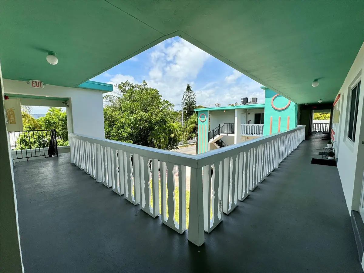 Photo 13 at 1857 Jefferson Street 302, Hollywood