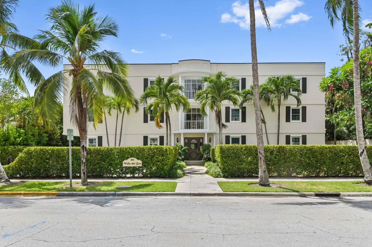 01 front 01 at 226 Brazilian Avenue 2 C, Palm Beach