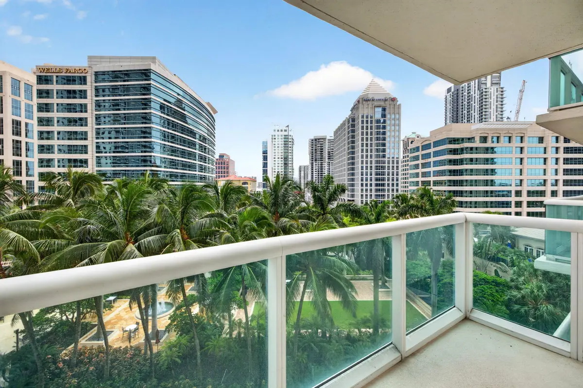 39-web-or-mls-699A5567 at 347 N NEW RIVER Drive 1107, Fort Lauderdale