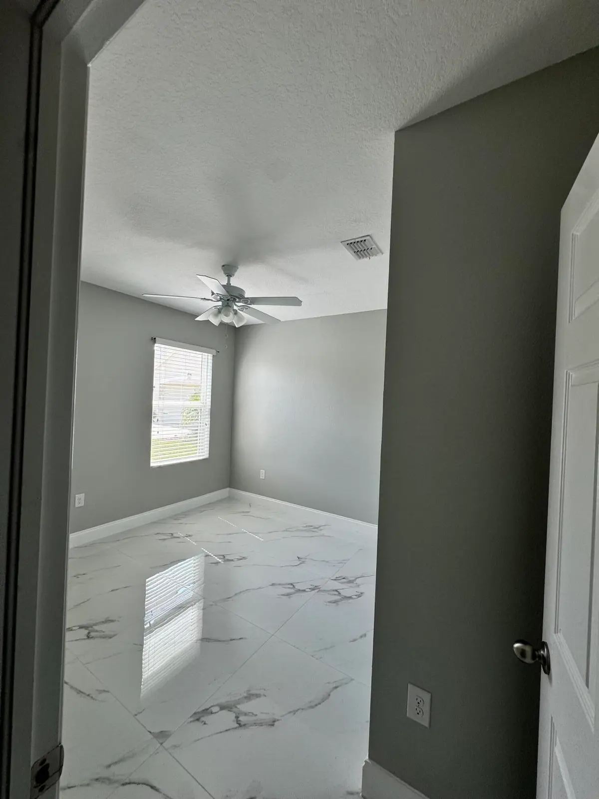 2251 GARFIELD FRONT 10 at 2251 SW Garfield Drive, Vero Beach