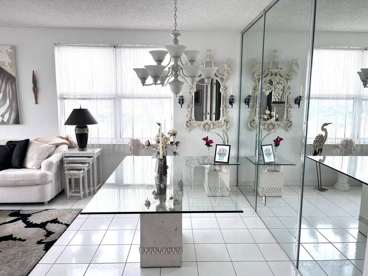 IMG_E5925 at 3200 NE 36TH Street 1015, Fort Lauderdale