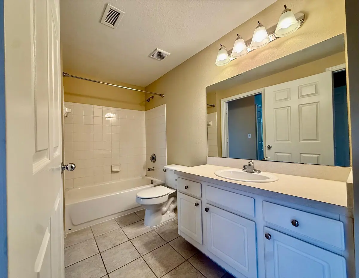 WhatsApp Image 2026-09-15 at 16.58.12 (3 at 15045 Michelangelo Boulevard 102, Delray Beach