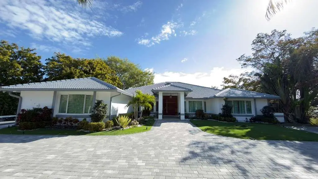 Photo 3 at 5928 NW 77TH Terrace, Parkland