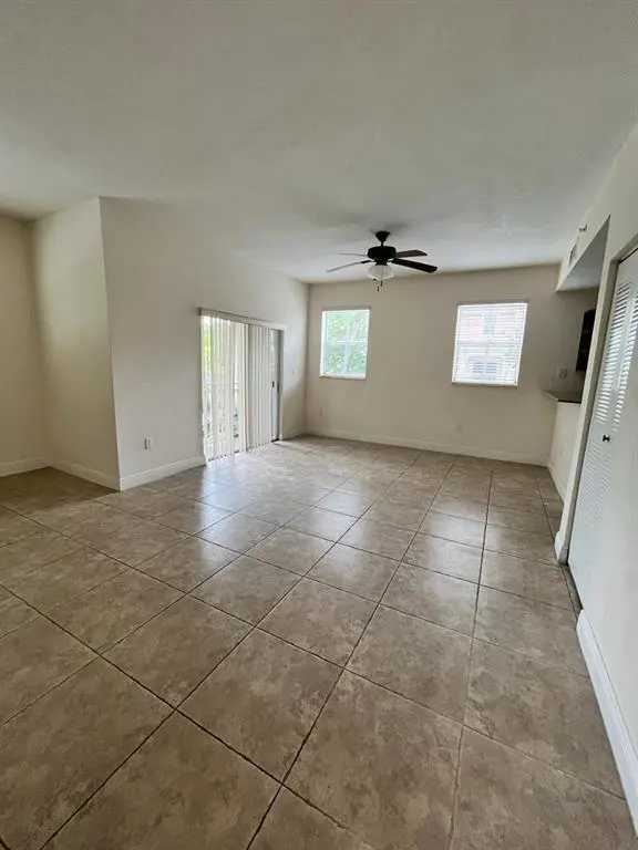 10805 NW 89TH Terrace 218-4, Doral, FL – photo 7