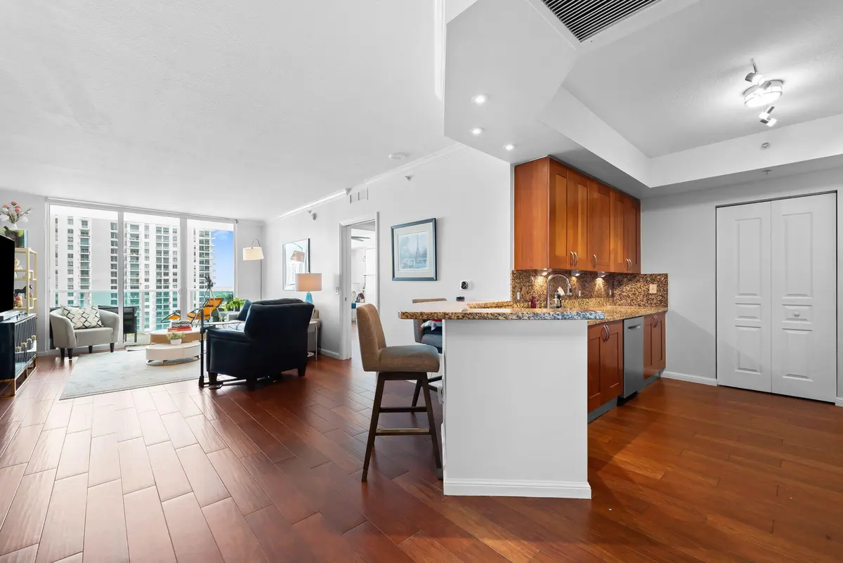 15-web-or-mls-_BWP8613 at 350 SE 2ND Street 1950, Fort Lauderdale