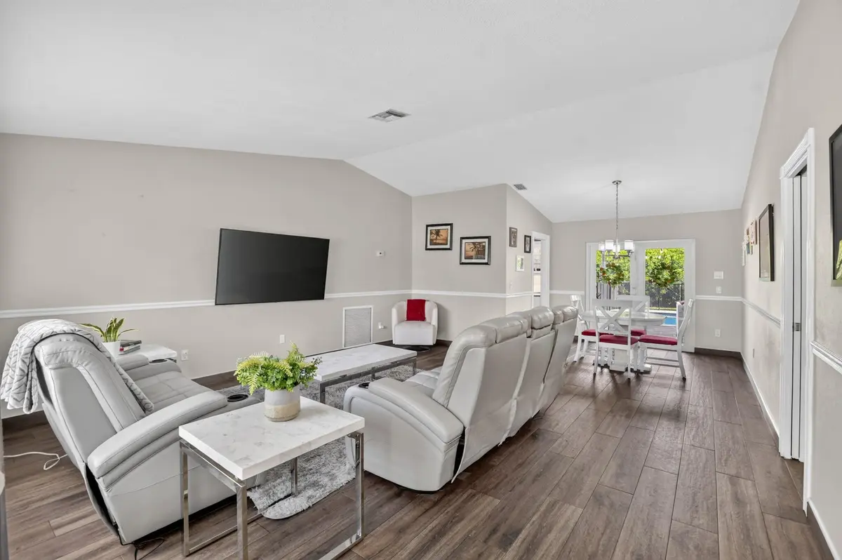 8-web-or-mls-22606-18 at 22606 SW 6TH Street, Boca Raton