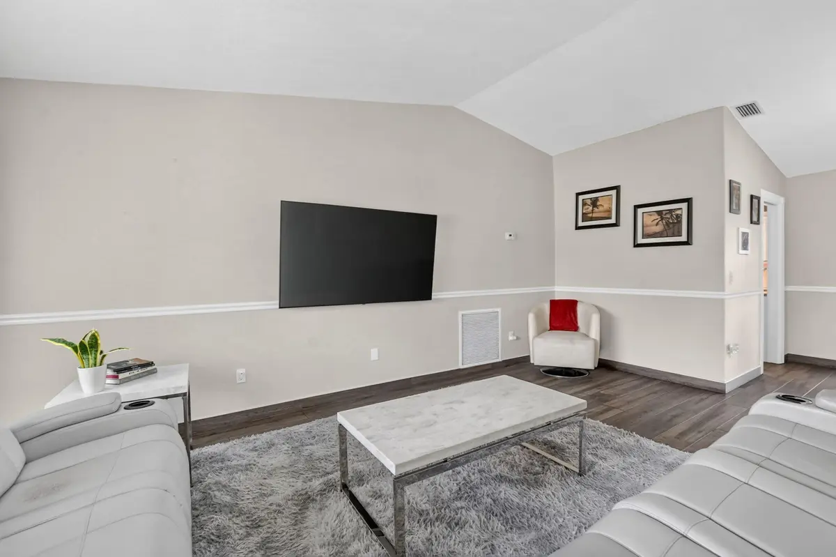 9-web-or-mls-22606-51 at 22606 SW 6TH Street, Boca Raton