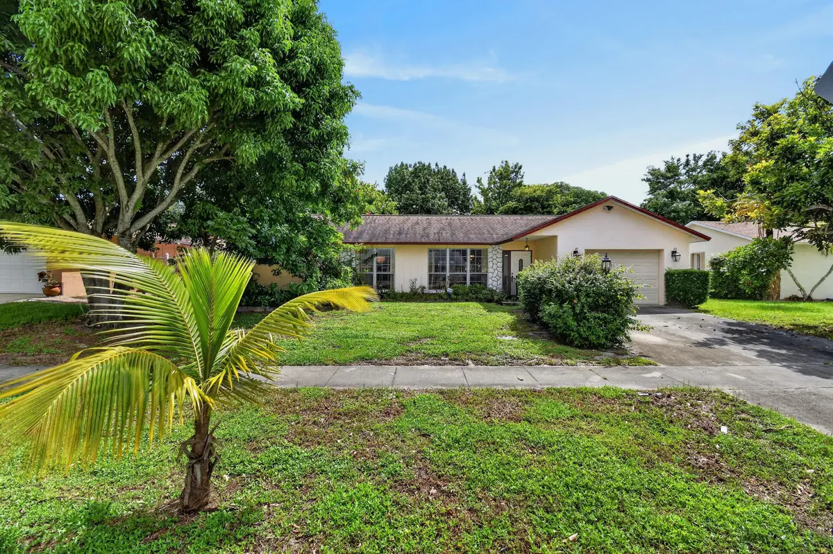 1102WestchesterDrE(1) at 1102 Westchester  Drive, West Palm Beach