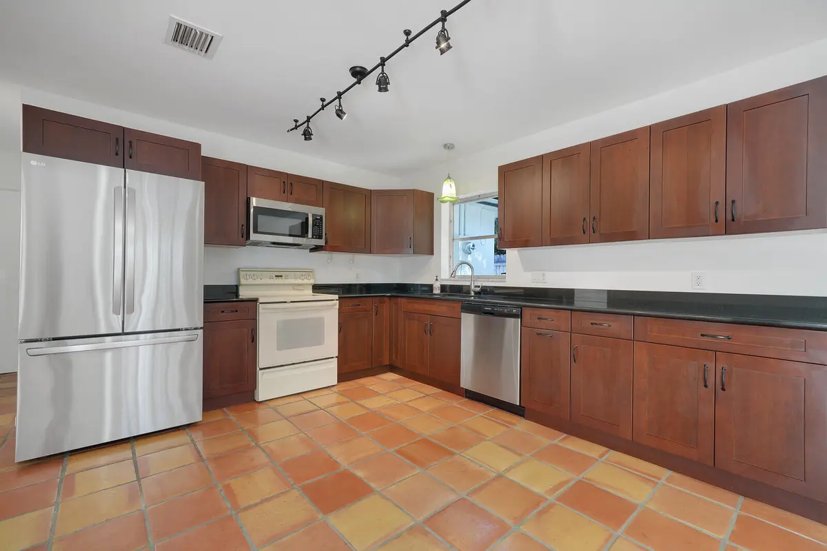 Spacious Kitchen at 7 SE Paddock Circle, Jupiter