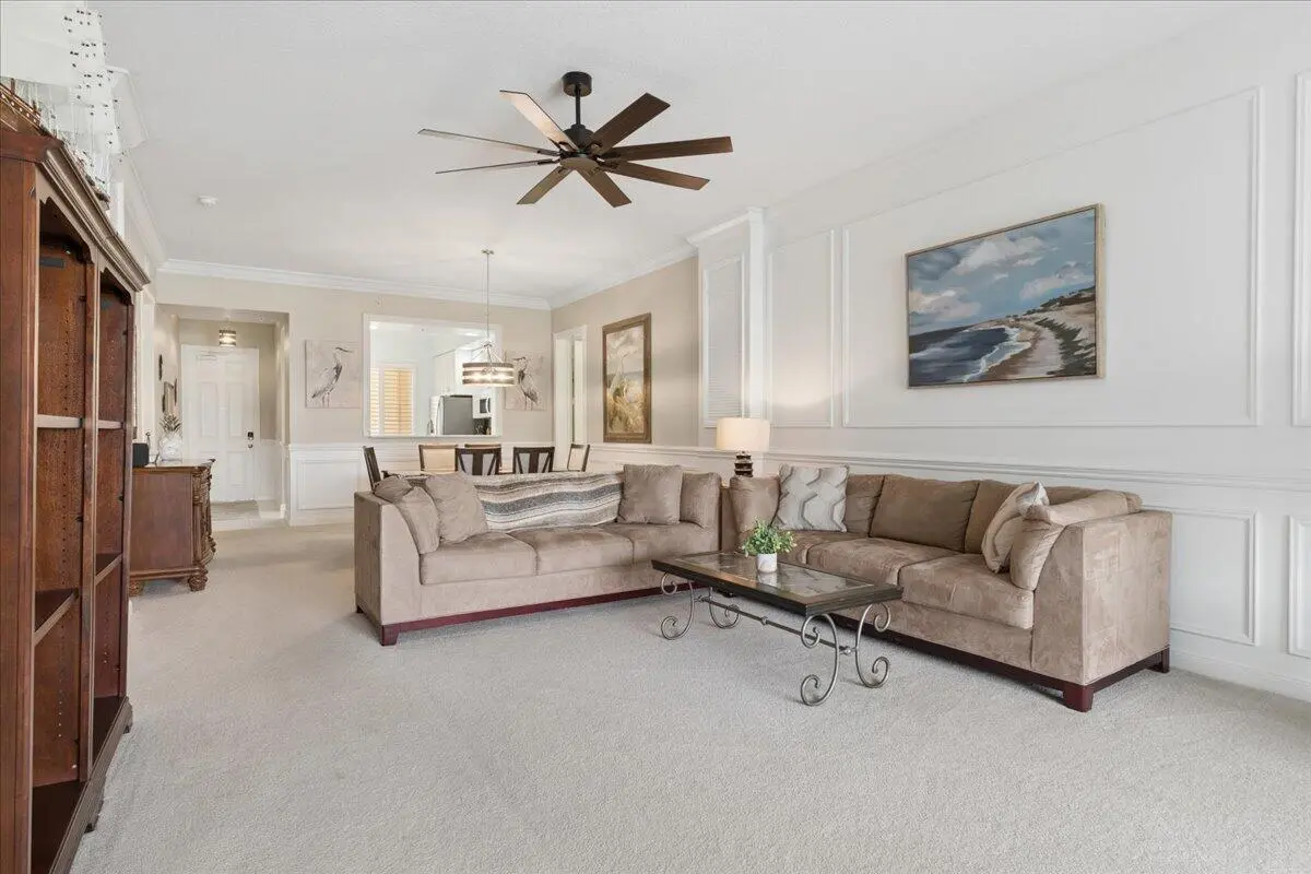 07-DSC09977 at 19 Harbour Isle Drive 202, Fort Pierce