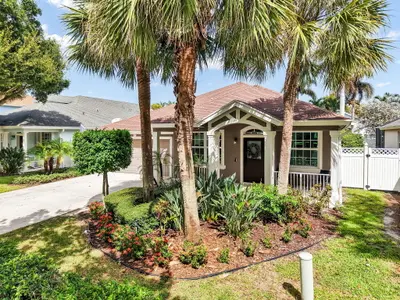 241 Clocktower Drive, Jupiter – Single Family Residence for sale