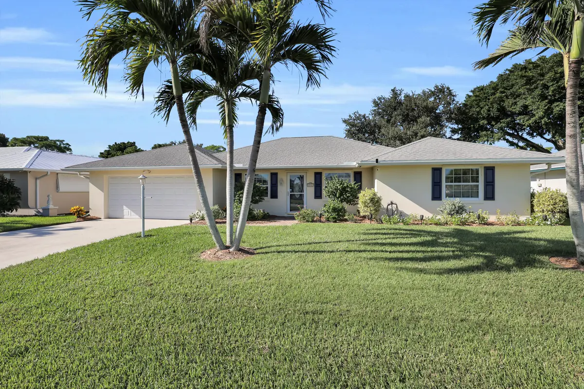 2_8p3a9327 at 9791 SE Little Club Way, Jupiter