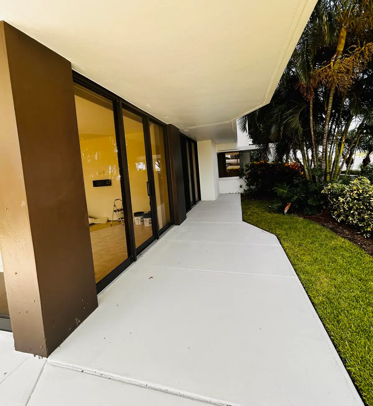 IMG_3562 at 108 Lakeshore Drive 141, North Palm Beach