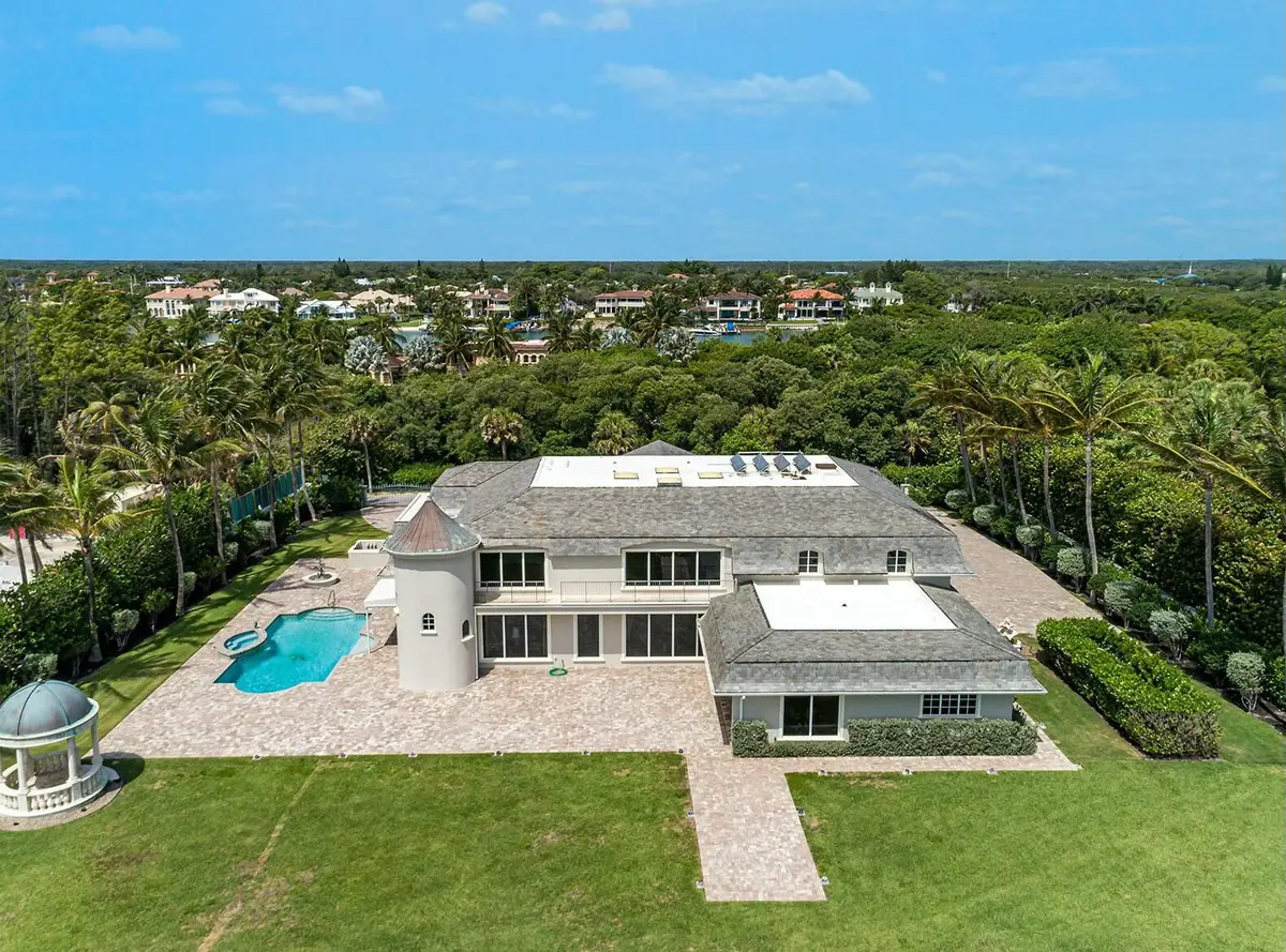 tempImageKinYTt at 477 S Beach Road, Jupiter Island