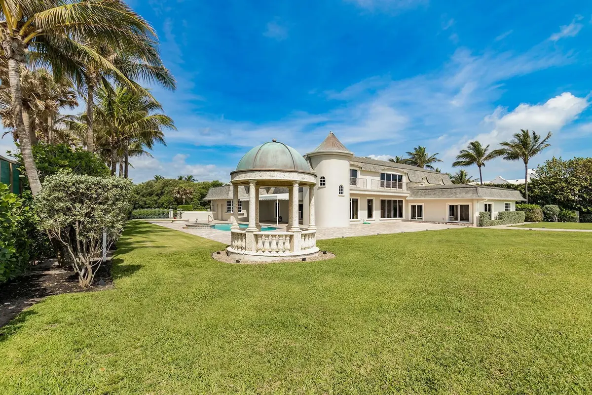 tempImagecLoQ10 at 477 S Beach Road, Jupiter Island
