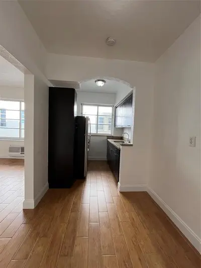 1120 Pennsylvania Avenue 215, Miami Beach – Condominium for rent