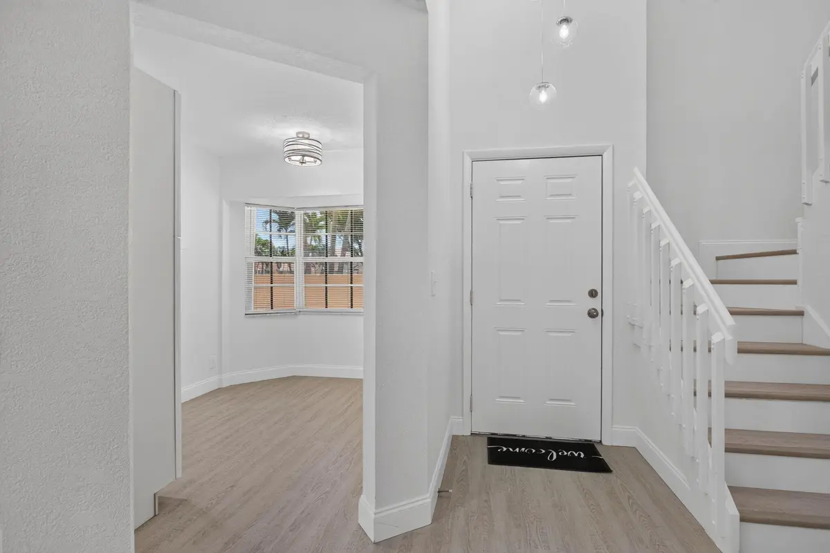 6-web-or-mls-11451-4176 at 11451 LAKEVIEW Drive 3A, Coral Springs