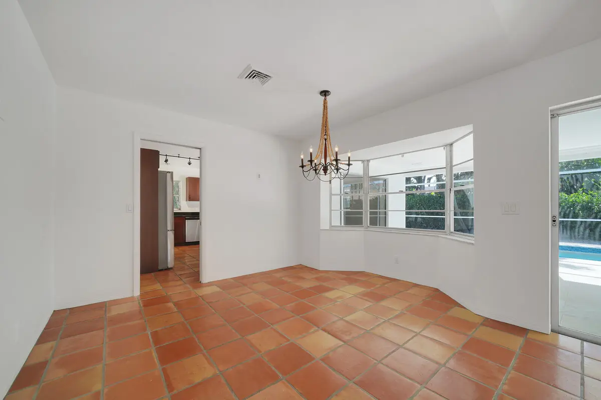 Dining Room at 7 SE Paddock Circle, Jupiter