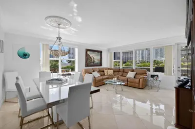 3300 NE 36th Street 309, Fort Lauderdale – Stock Cooperative for sale