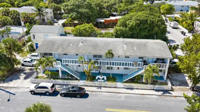 430 N J Street 1A 2A 3A 4B 5B 6B, Lake Worth Beach – multifamily property for sale
