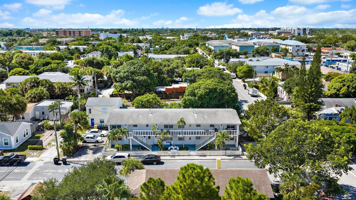 430 N J St-2 at 430 N J Street 1A 2A 3A 4B 5B 6B, Lake Worth Beach