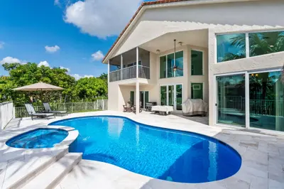 9924 NW 49TH Place, Coral Springs – Single Family Residence for sale