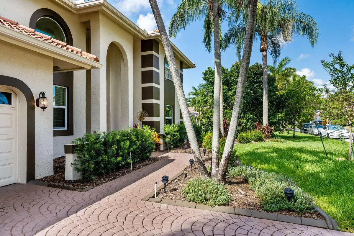 5-web-or-mls-A7408282 at 9924 NW 49TH Place, Coral Springs
