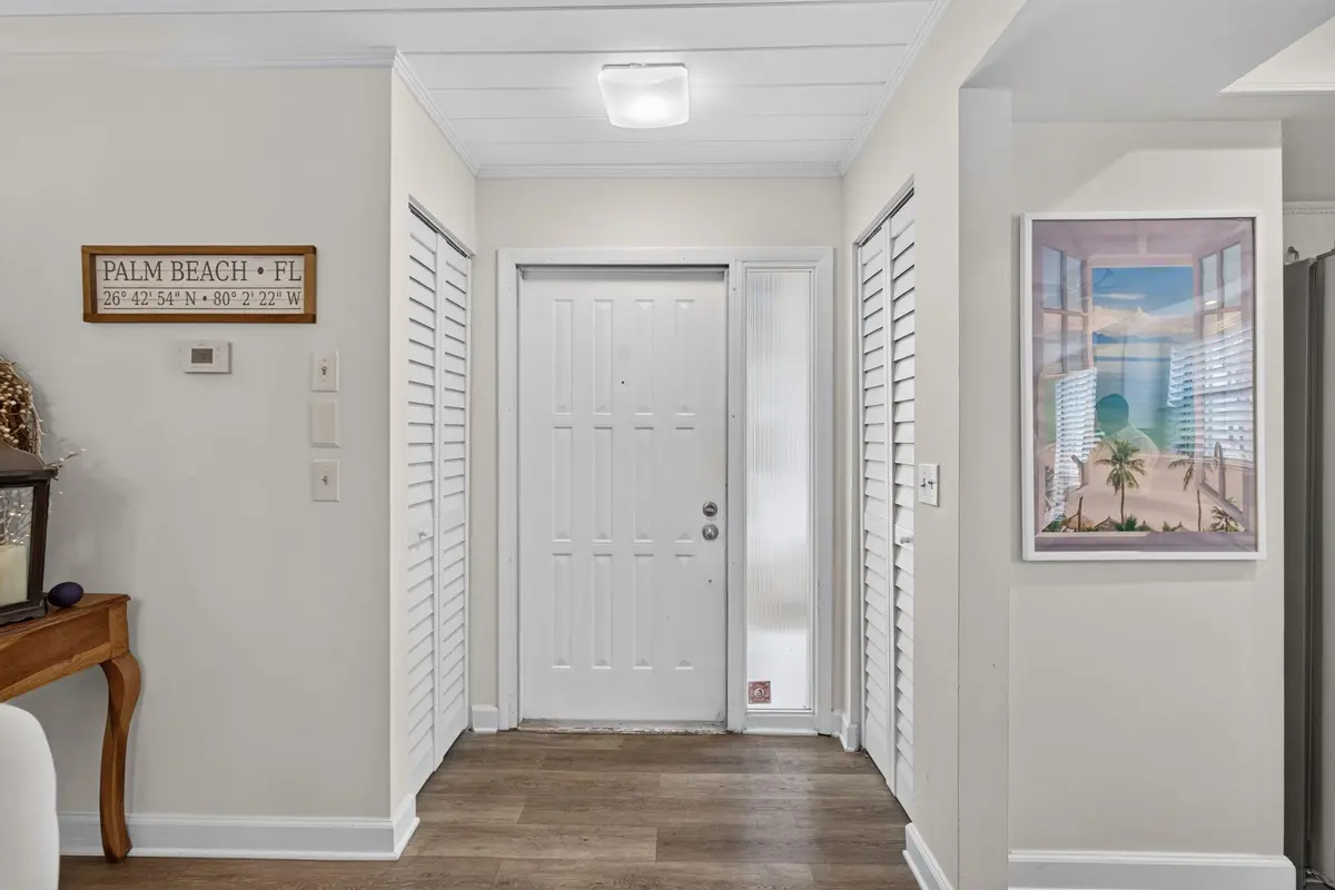 5-web-or-mls-5D1A6983 at 1001 Wingfoot Drive A, Jupiter