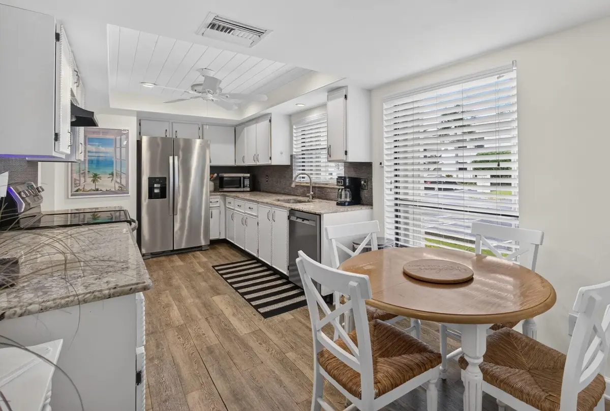 2nd pic at 1001 Wingfoot Drive A, Jupiter