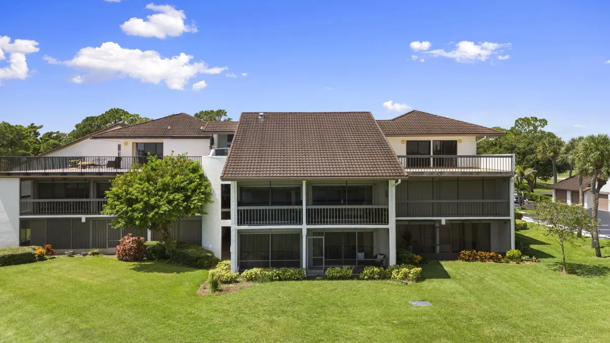 6-web-or-mls-DJI_20260910111553_0033_D at 3200 Twin Lakes Terrace 105, Fort Pierce