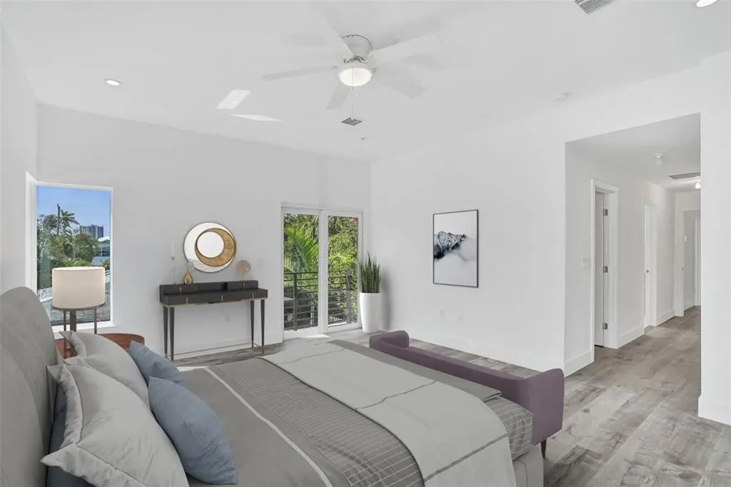 Photo 4 at 815 NE 17th Avenue 5, Fort Lauderdale