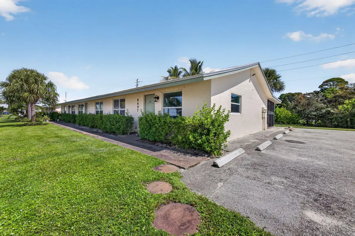6-web-or-mls-5D1A6227 at 8697 SE HOBE RIDGE Avenue, Hobe Sound