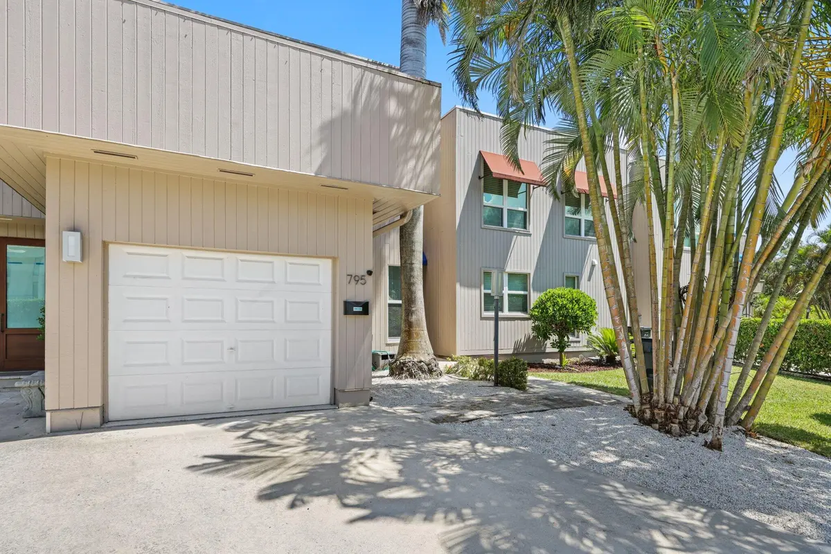 795 Andrews Ave - 5.jpg-SMALL at 795 Andrews Avenue, Delray Beach