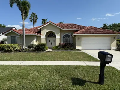 1224 Lake Breeze Drive, Wellington – Single Family Residence for rent