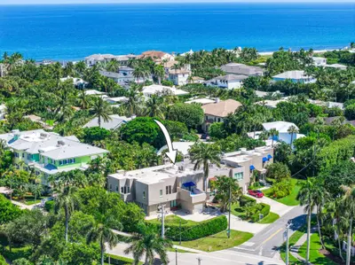 795 Andrews Avenue, Delray Beach – Townhouse for sale