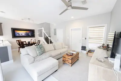 303 SE 22nd Street 303, Fort Lauderdale – Townhouse for rent