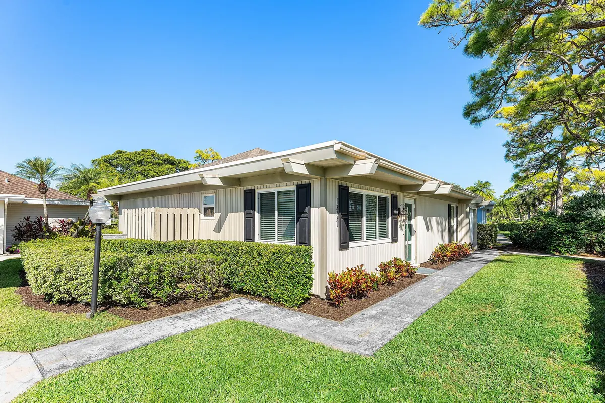 002-6194BrandonStreet-PalmBeachGardens-F at 13731 Eastpointe Way, Palm Beach Gardens