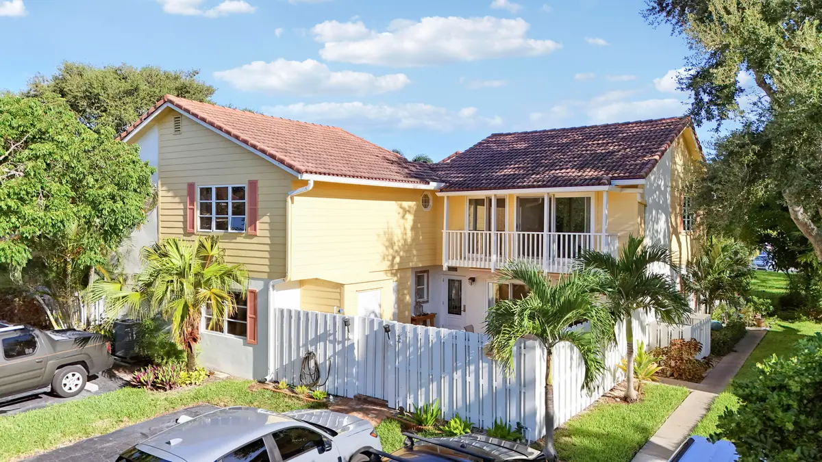 Front at 232 Seabreeze Circle, Jupiter