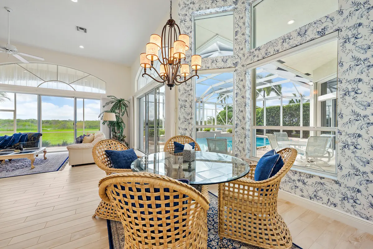 Breakfast Nook at 64 Cayman Place, Palm Beach Gardens