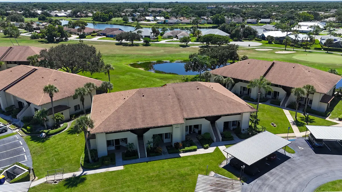01 DJI_20260914141716_0265_D at 6303 SE WILLIAMSBURG Drive 201, Hobe Sound