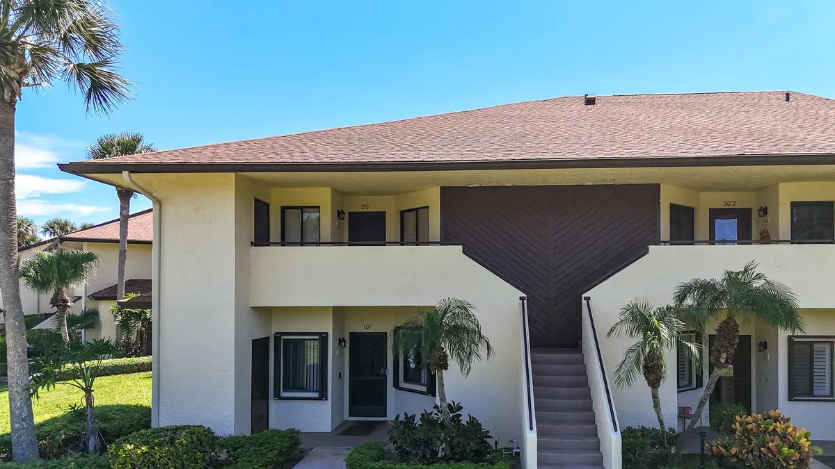 02 DJI_20260914141140_0254_D at 6303 SE WILLIAMSBURG Drive 201, Hobe Sound