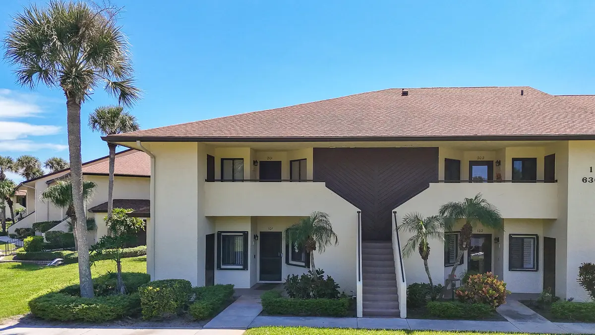 02 DJI_20260914141145_0255_D at 6303 SE WILLIAMSBURG Drive 201, Hobe Sound