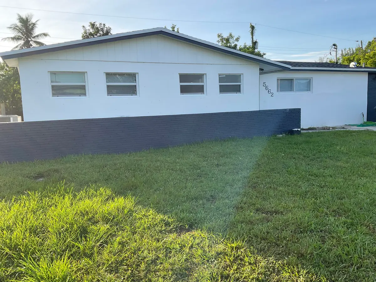 IMG_5072 at 5662 PARKE Avenue, West Palm Beach