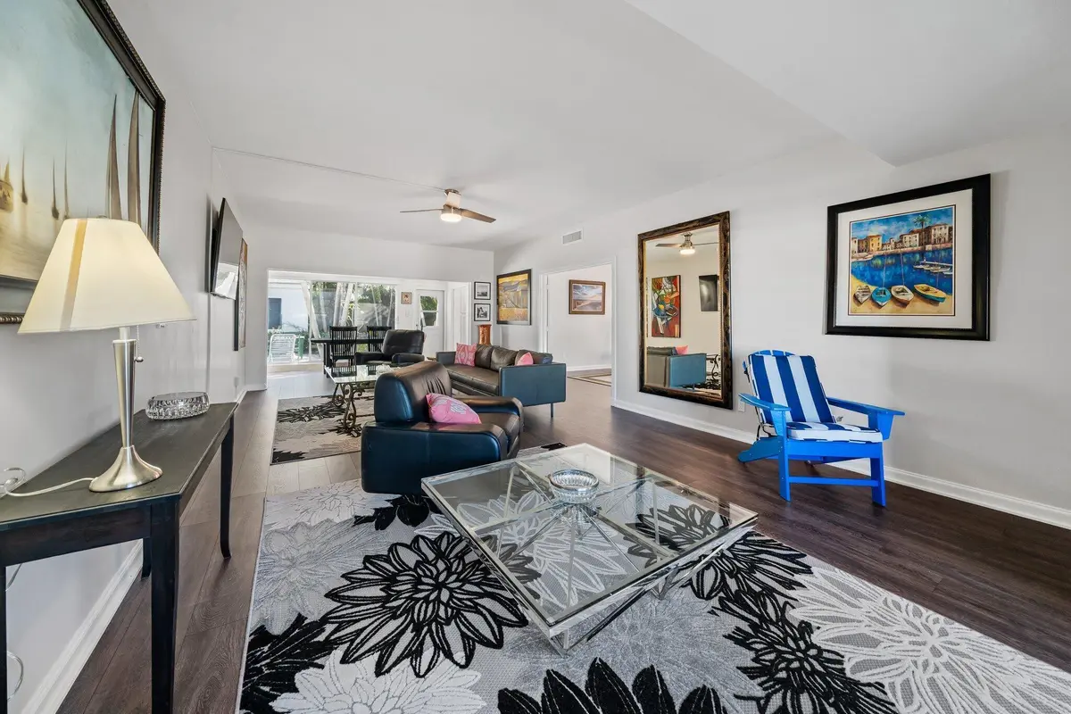 Seating Area at 130 Yacht Club Drive 2, North Palm Beach