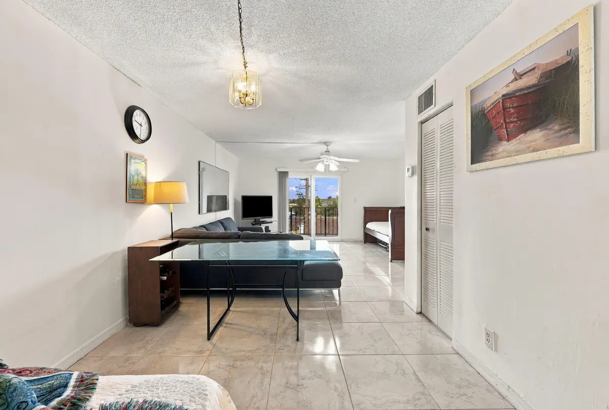 49B112A3-4089-4820-A8BA-2526029410FC at 3909 N Ocean Boulevard 410, Fort Lauderdale