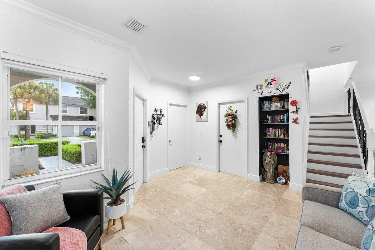 007-16856Southwest1stPlace-PembrokePines at 16856 SW 1ST Place, Pembroke Pines