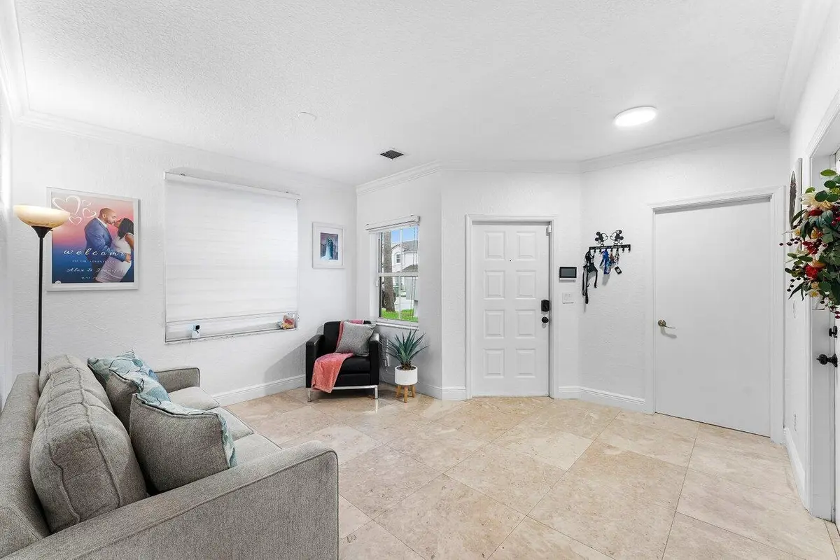 008-16856Southwest1stPlace-PembrokePines at 16856 SW 1ST Place, Pembroke Pines